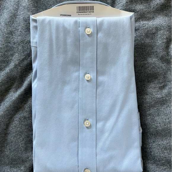 Charles Tyrwhitt Men’s Light Blue Dress Shirt - Picture 3 of 3